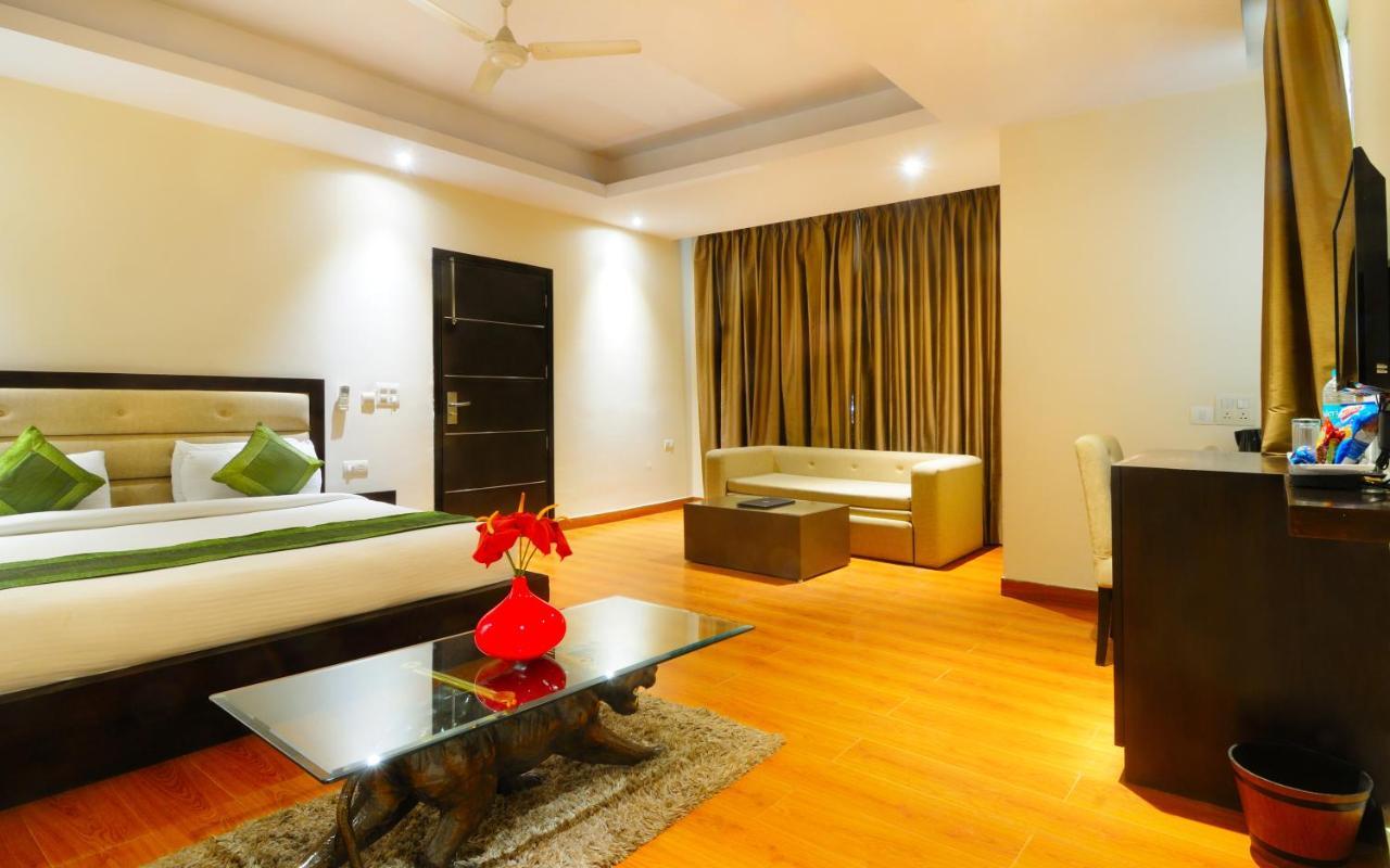 Hotel Aura @Airport New Delhi Extérieur photo