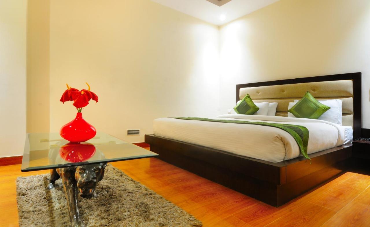 Hotel Aura @Airport New Delhi Extérieur photo