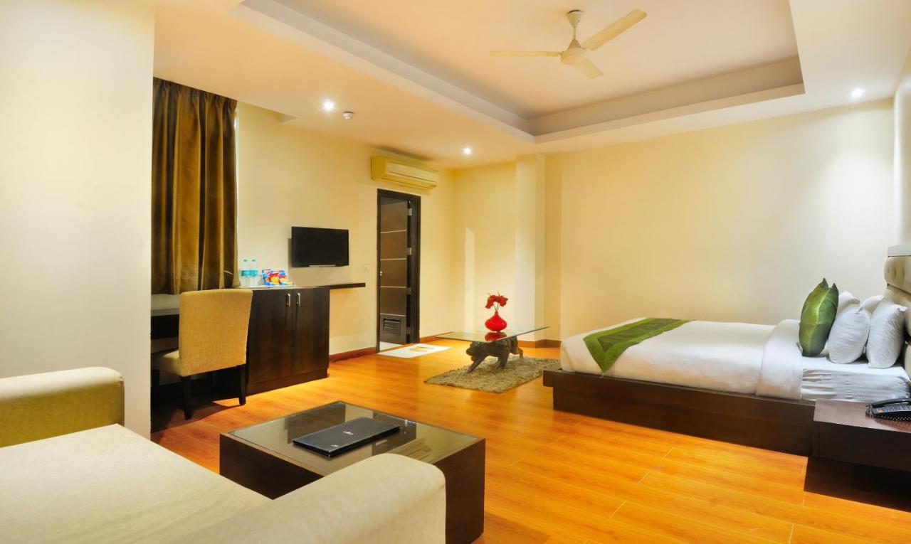 Hotel Aura @Airport New Delhi Extérieur photo