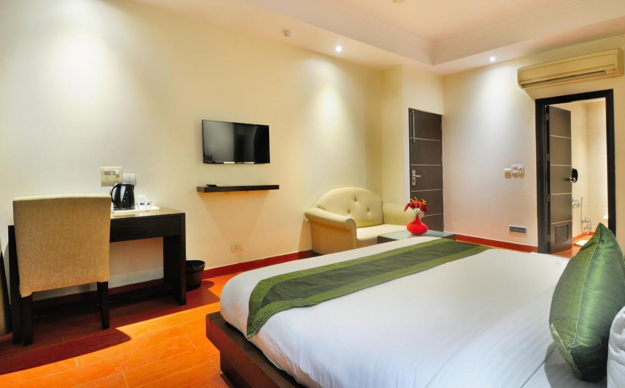 Hotel Aura @Airport New Delhi Extérieur photo